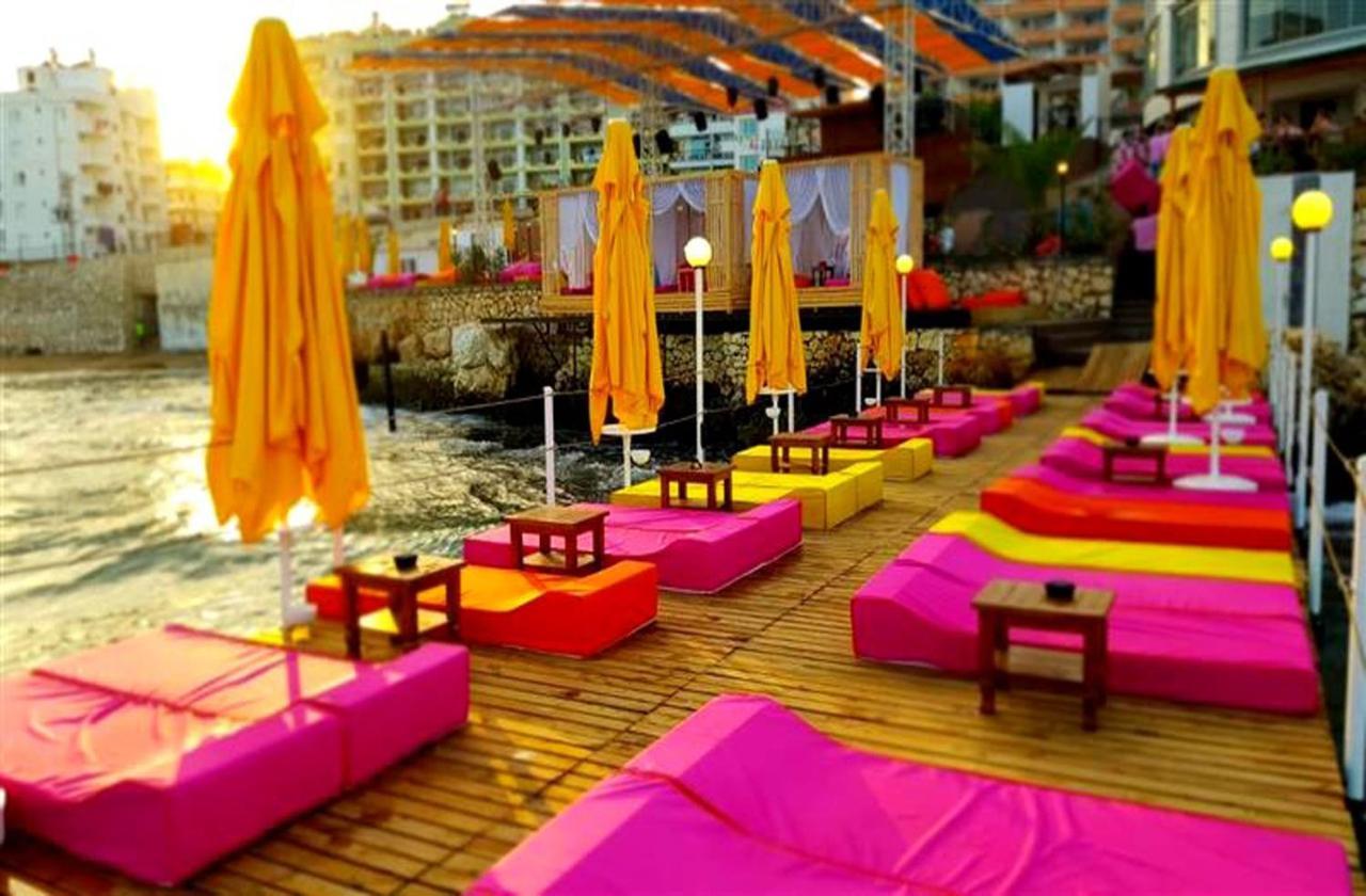 Tepe Hotel *