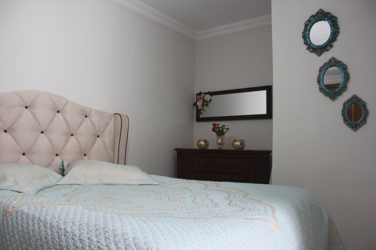 Sea Palace Apartment *