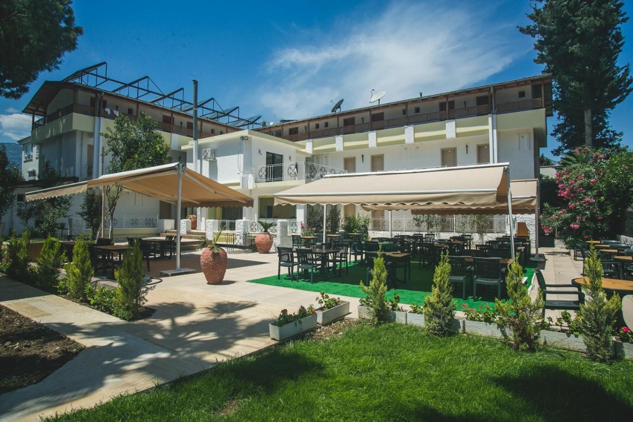 Dinara Garden Hotel 3*