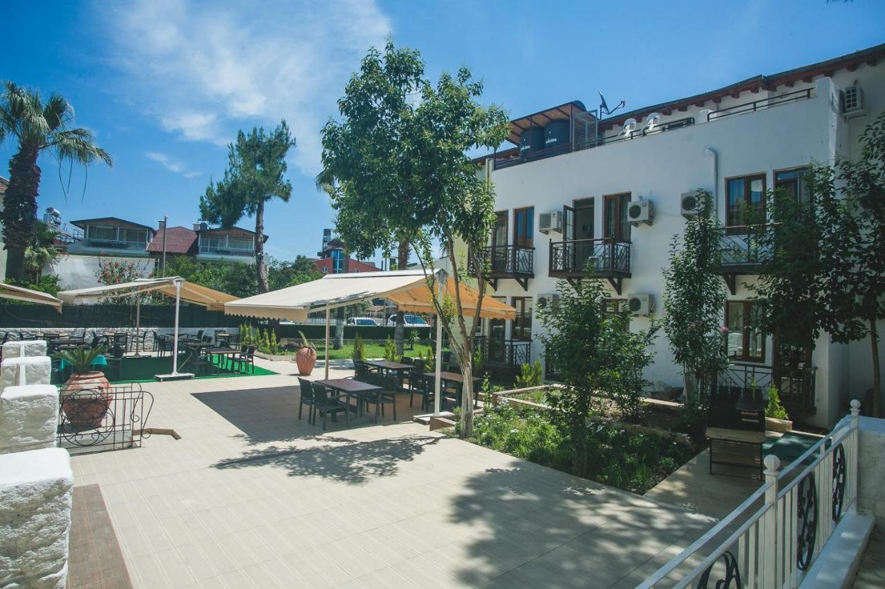 Dinara Garden 3*