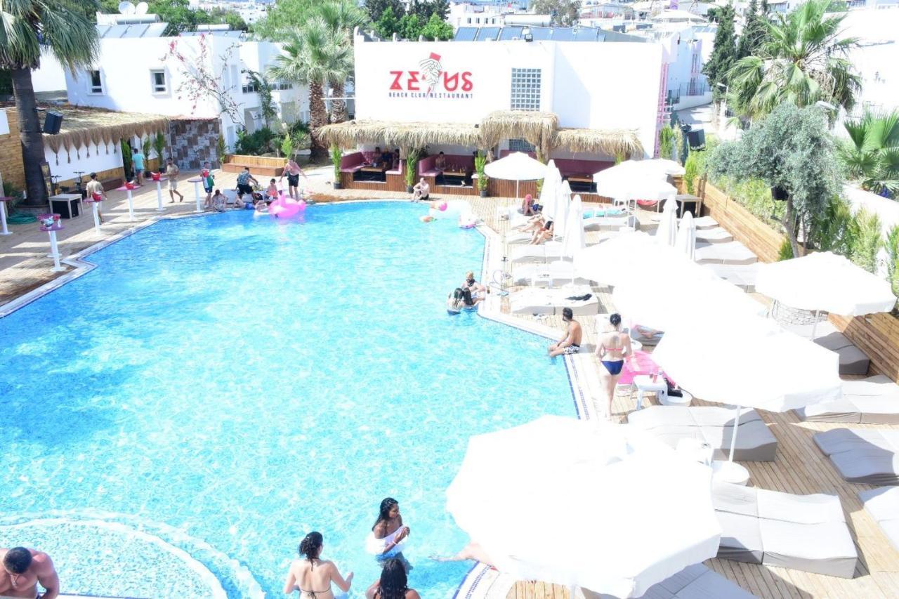 Sun Beach Hotel *