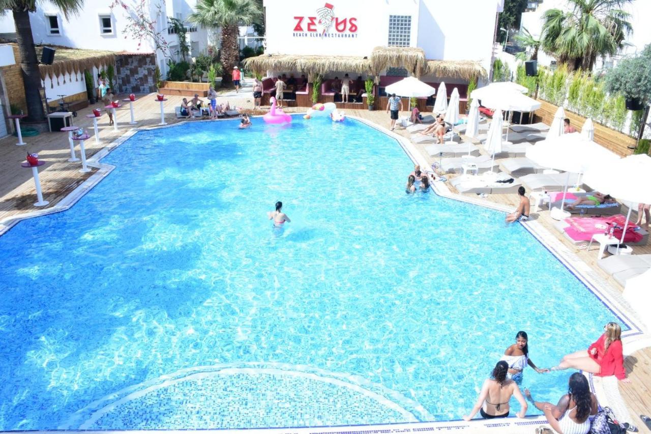 Sun Beach *