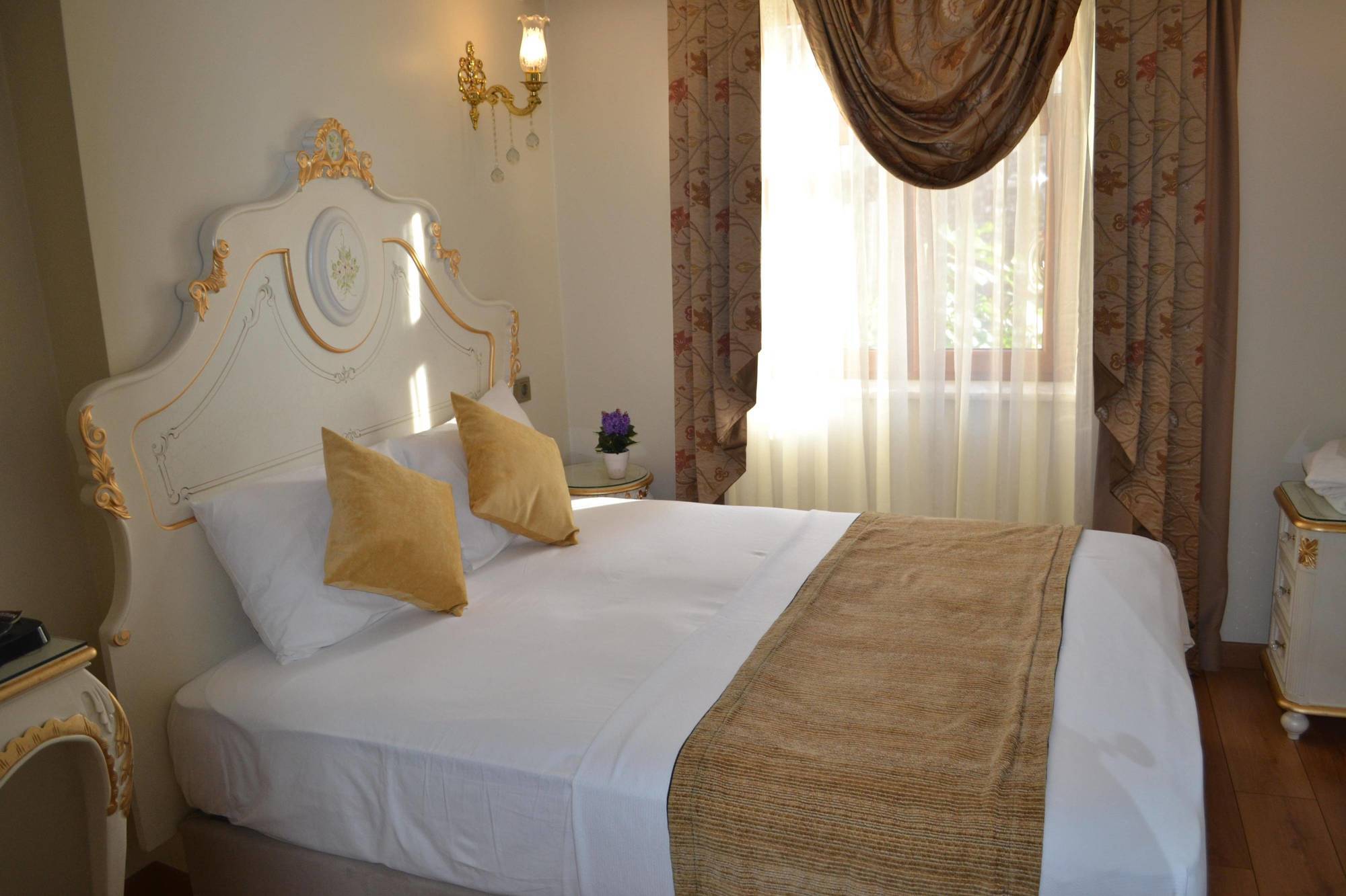 Hotel Galatower 3*