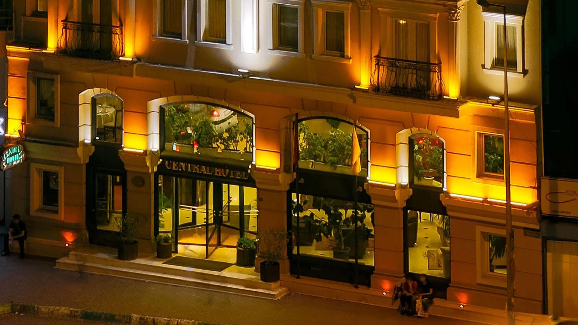 Central Hotel 4*