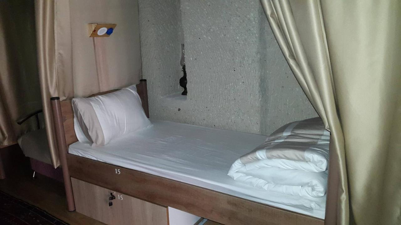 Cave Hostel *