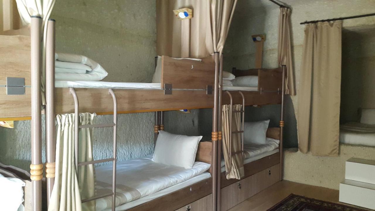 Hostel Cave
