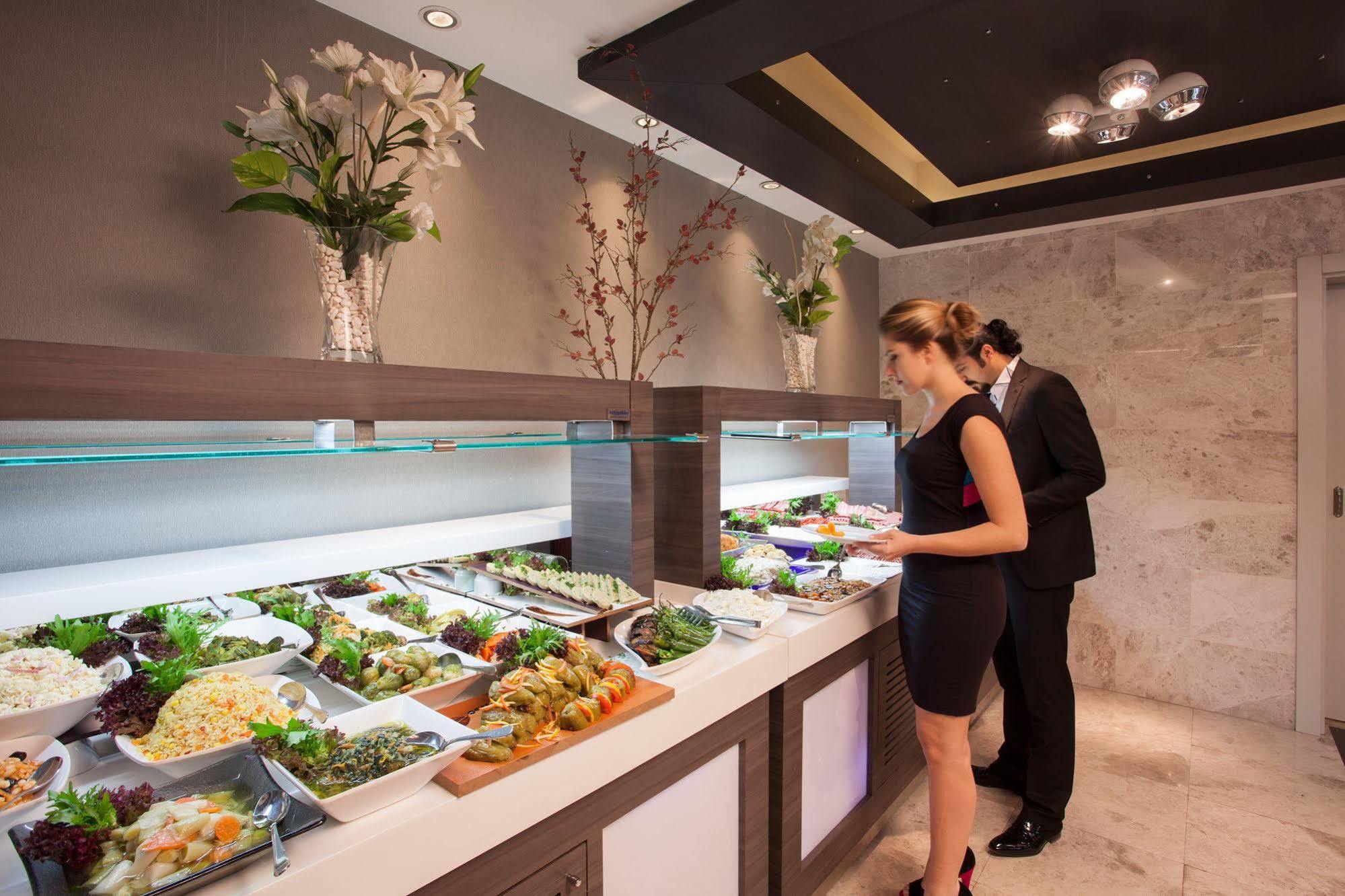 Hotel Kervansaray 3*