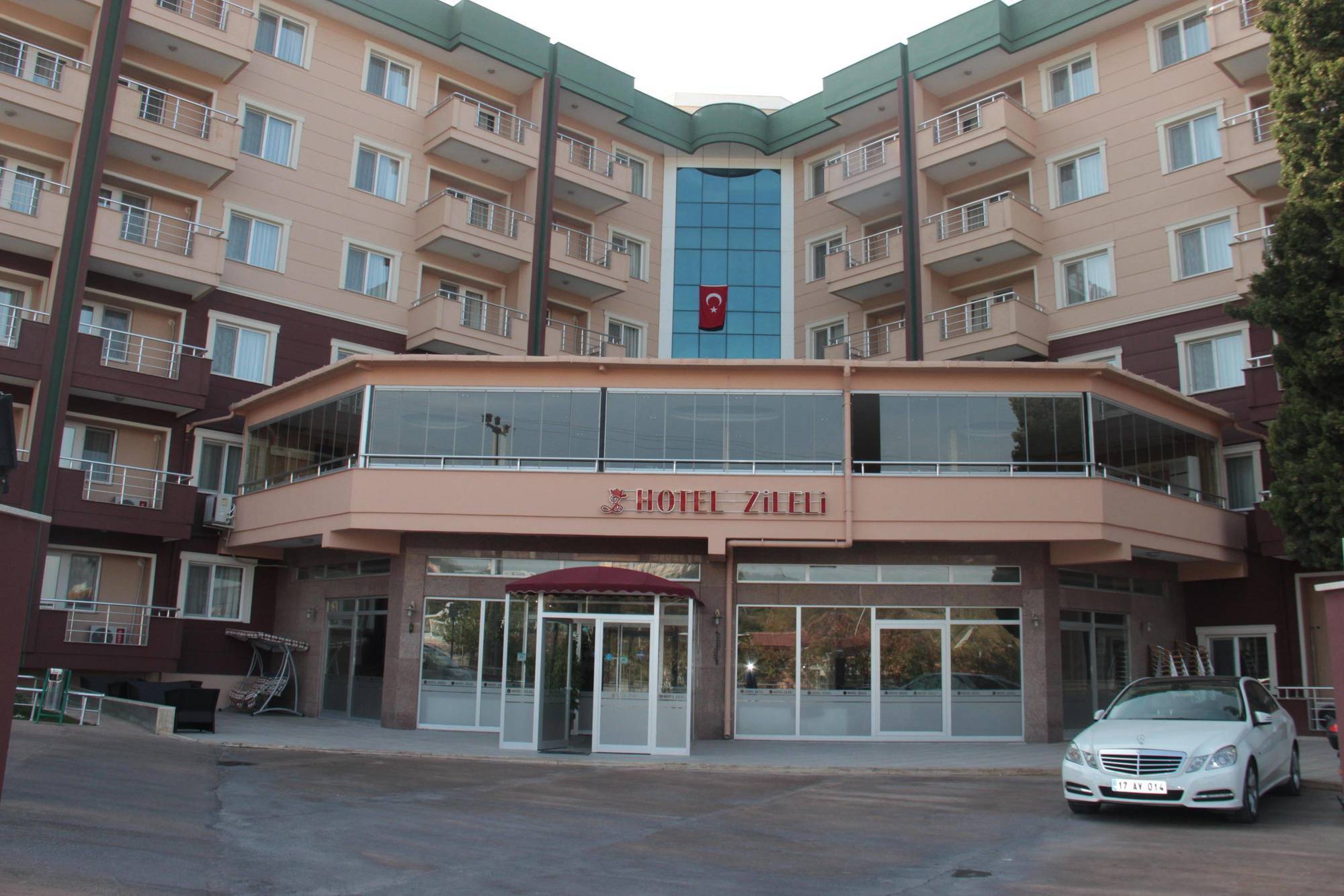 Zileli Hotel 3*