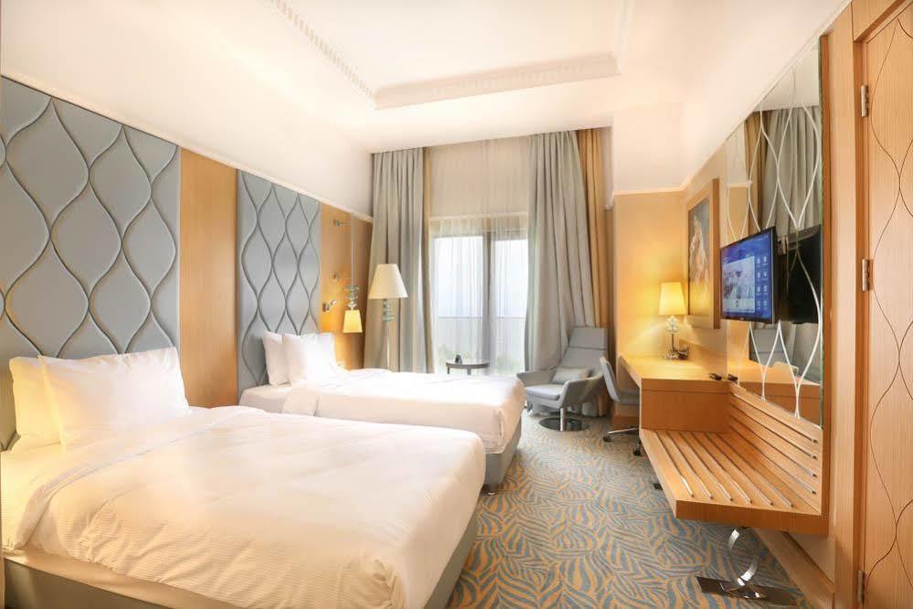 Tryp By Wyndham Izmit Hotel 5*