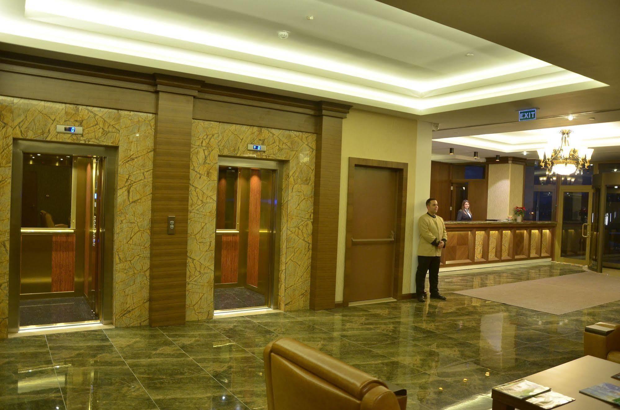 Hotel Adranos