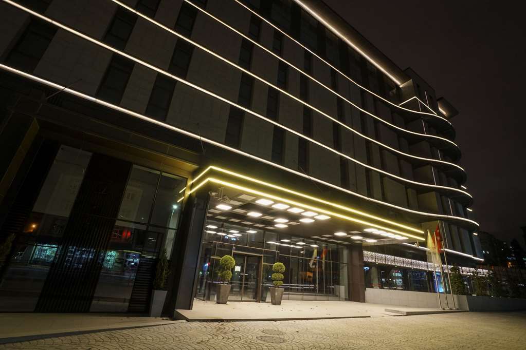 Sheraton Center 5*