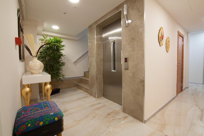 Tuzla Garden & Hotel 4*