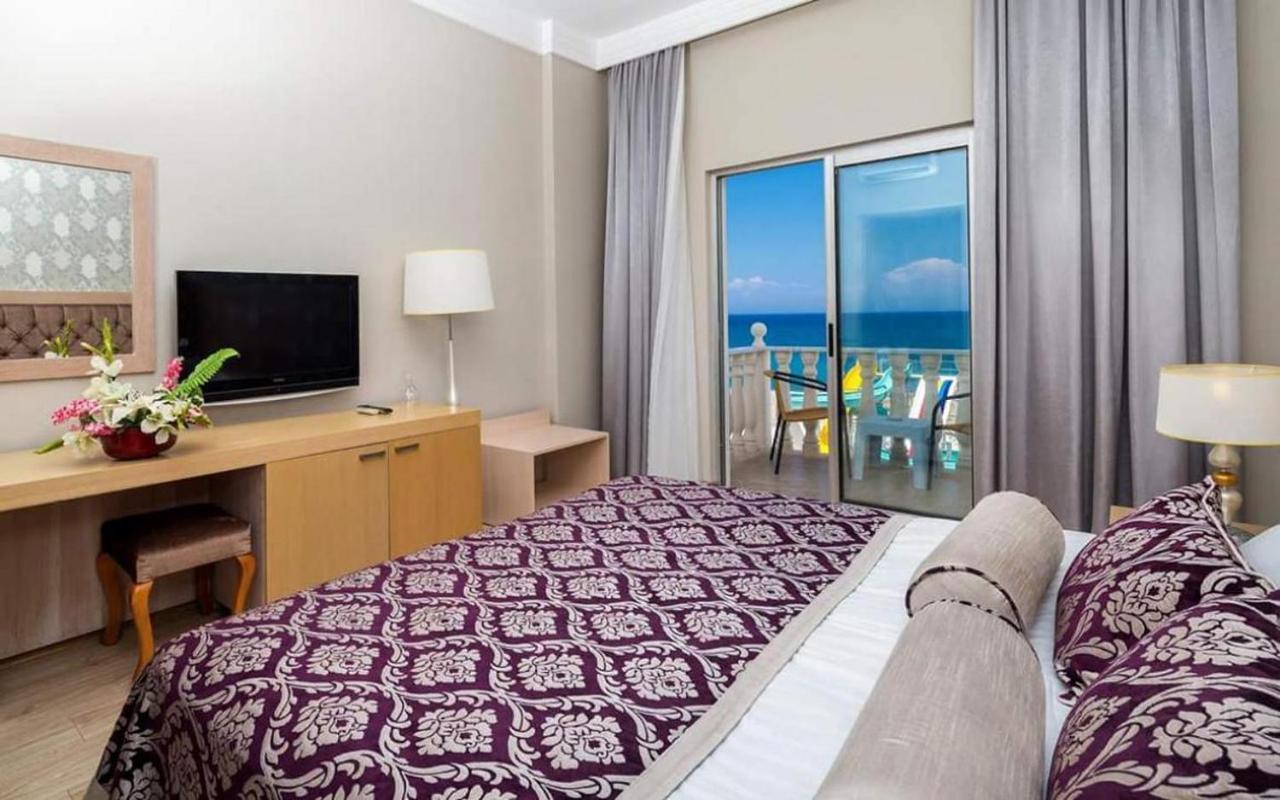 Maya World Imperial Hotel 4*