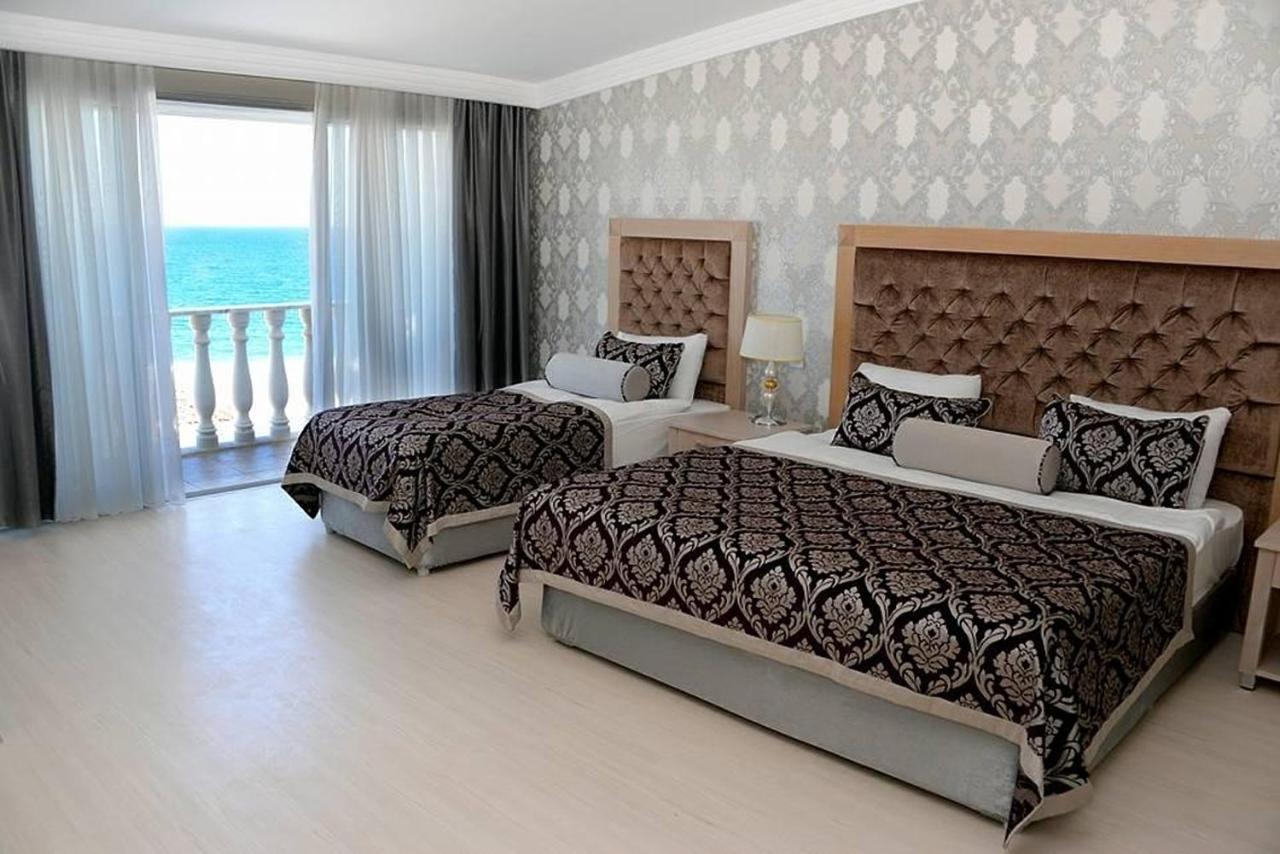 Maya World Imperial 4*
