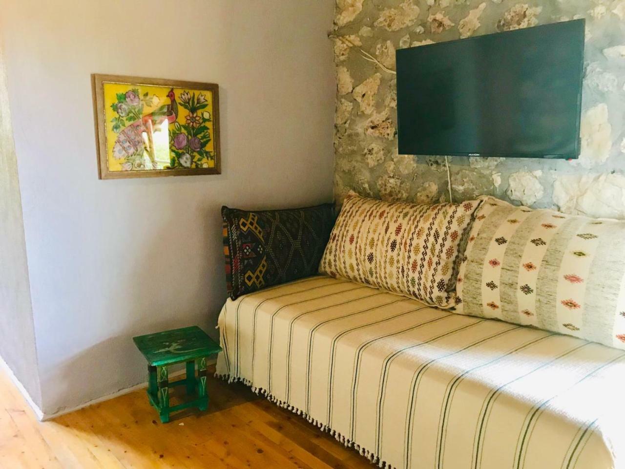 Lodge Kale - Adult Only + 15 Kas