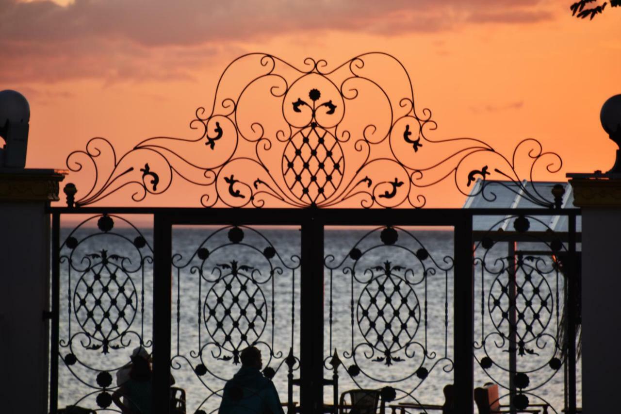 Hotel Grand Vuslat *