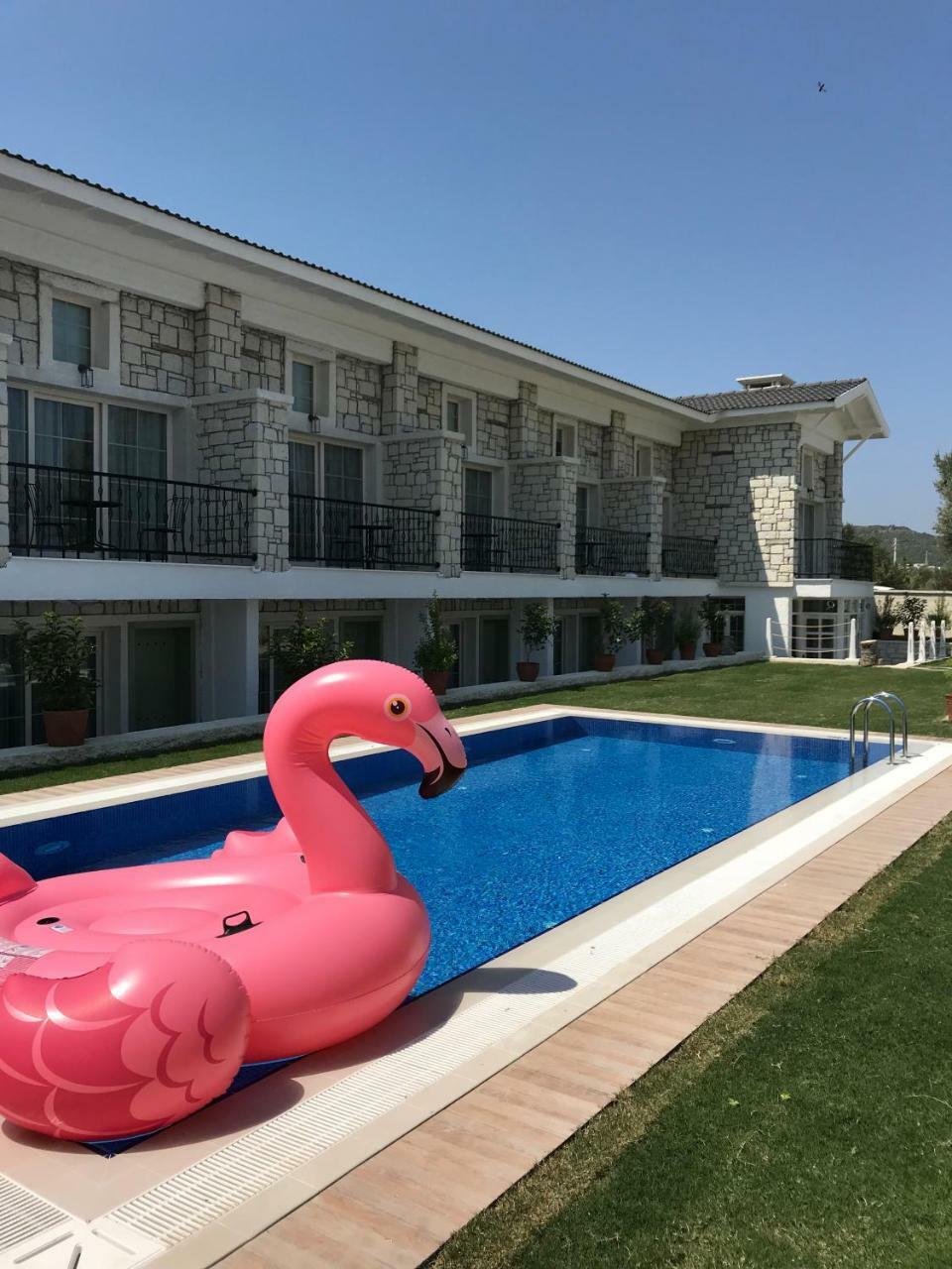 Duman Boutique Cesme
