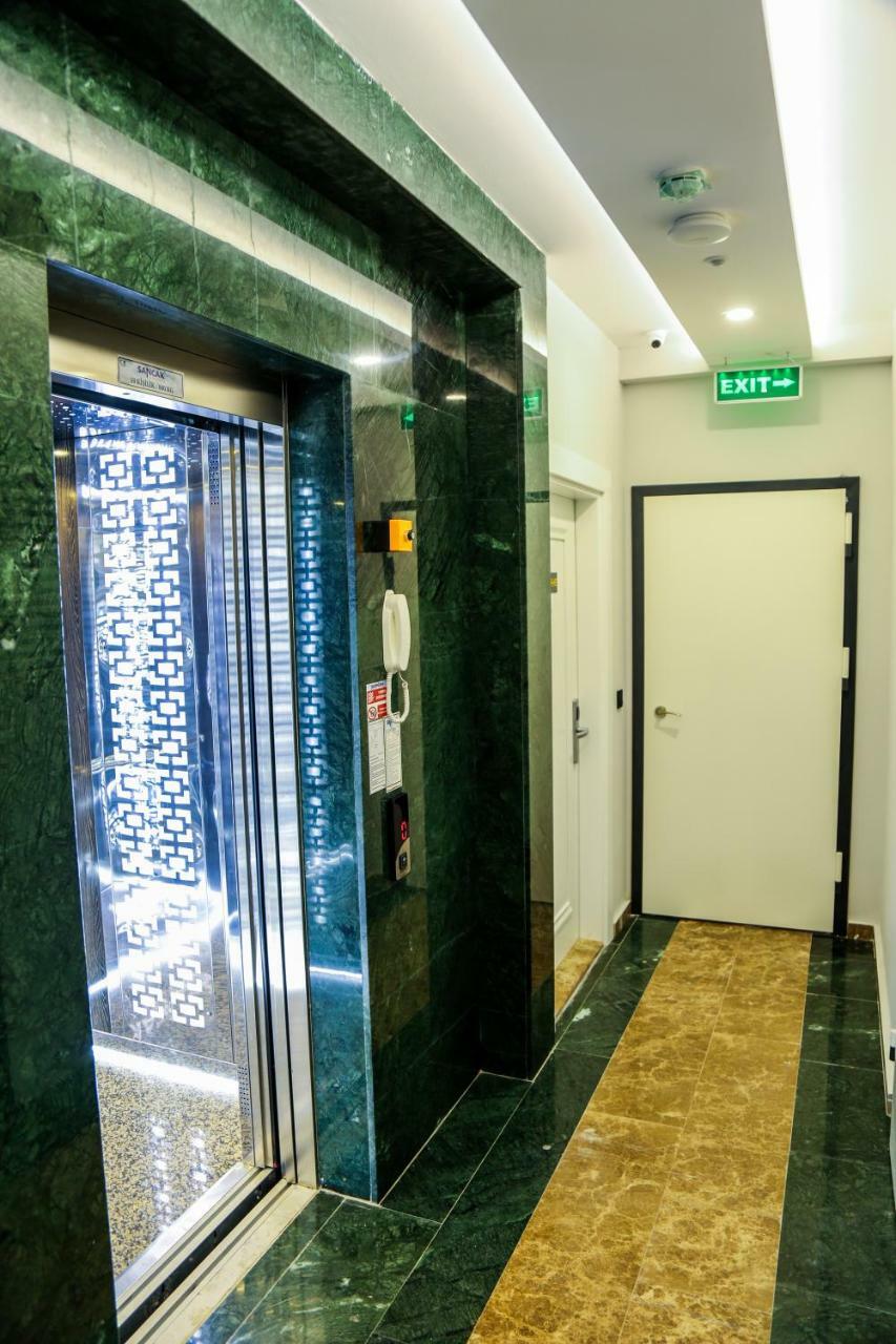 Aparthotel White Golden 4*