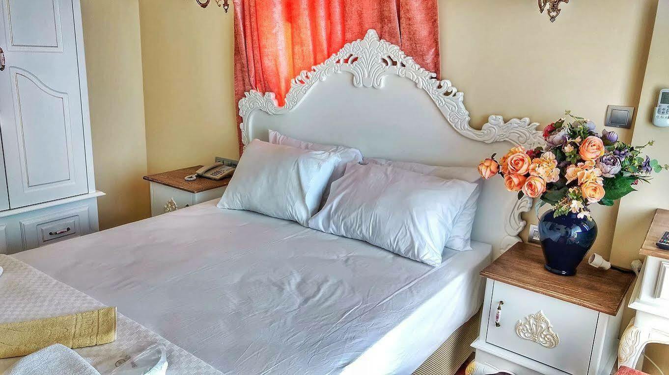 Stone Hill Hotel 3*