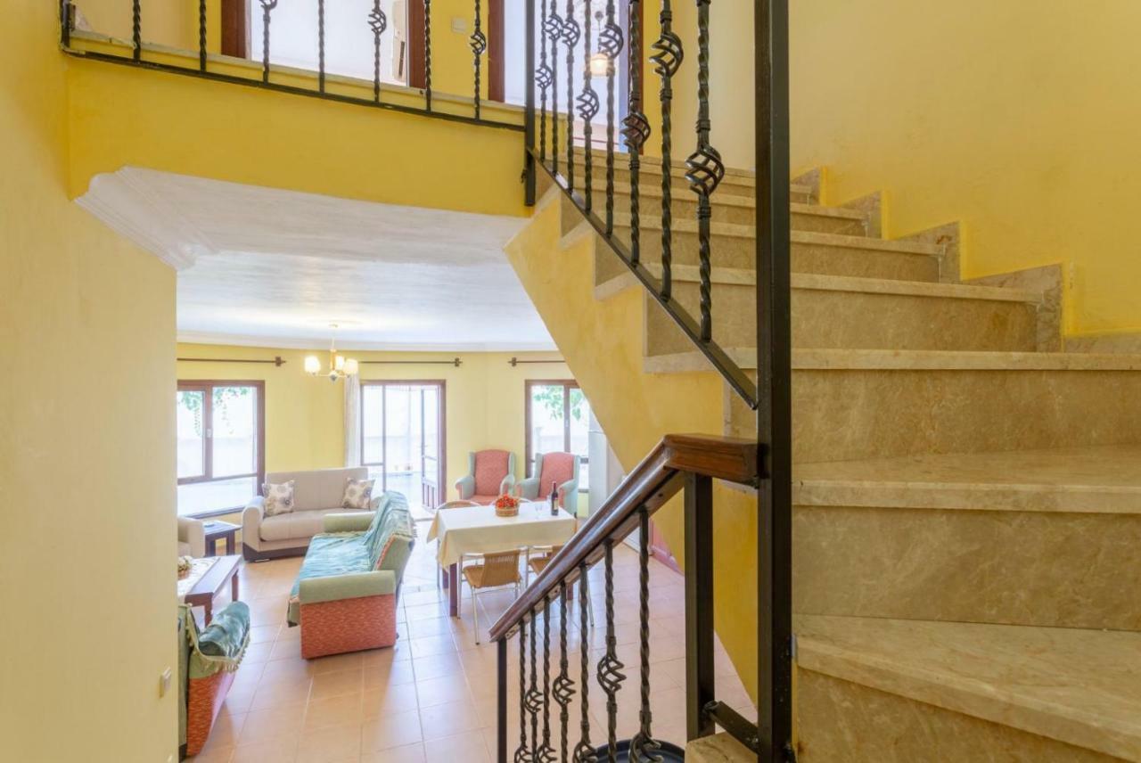 Villa Poppy