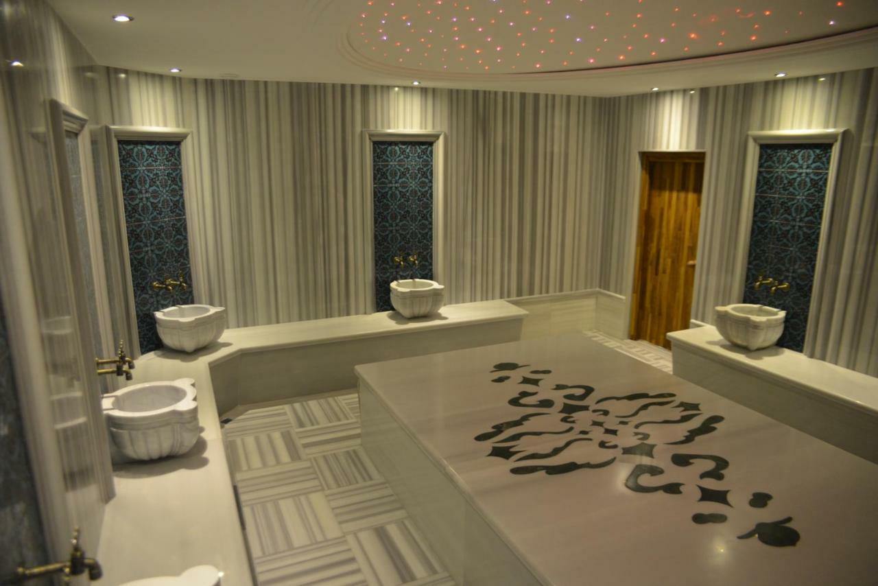Hotel New Garden 4*