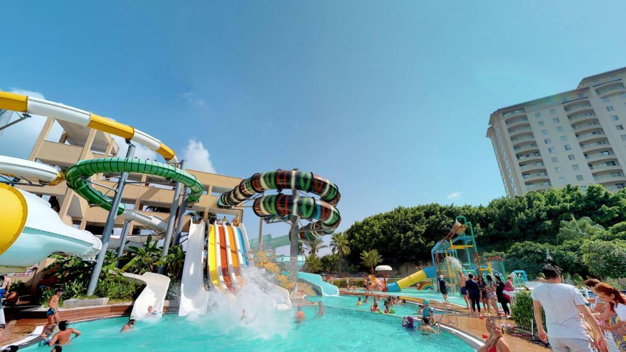 Gold City 1b1b With Free Aquapark