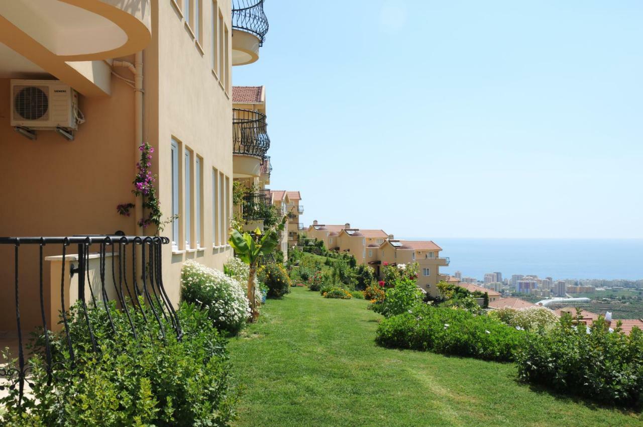 Gold City 1b1b With Free Aquapark Apartment Alanya