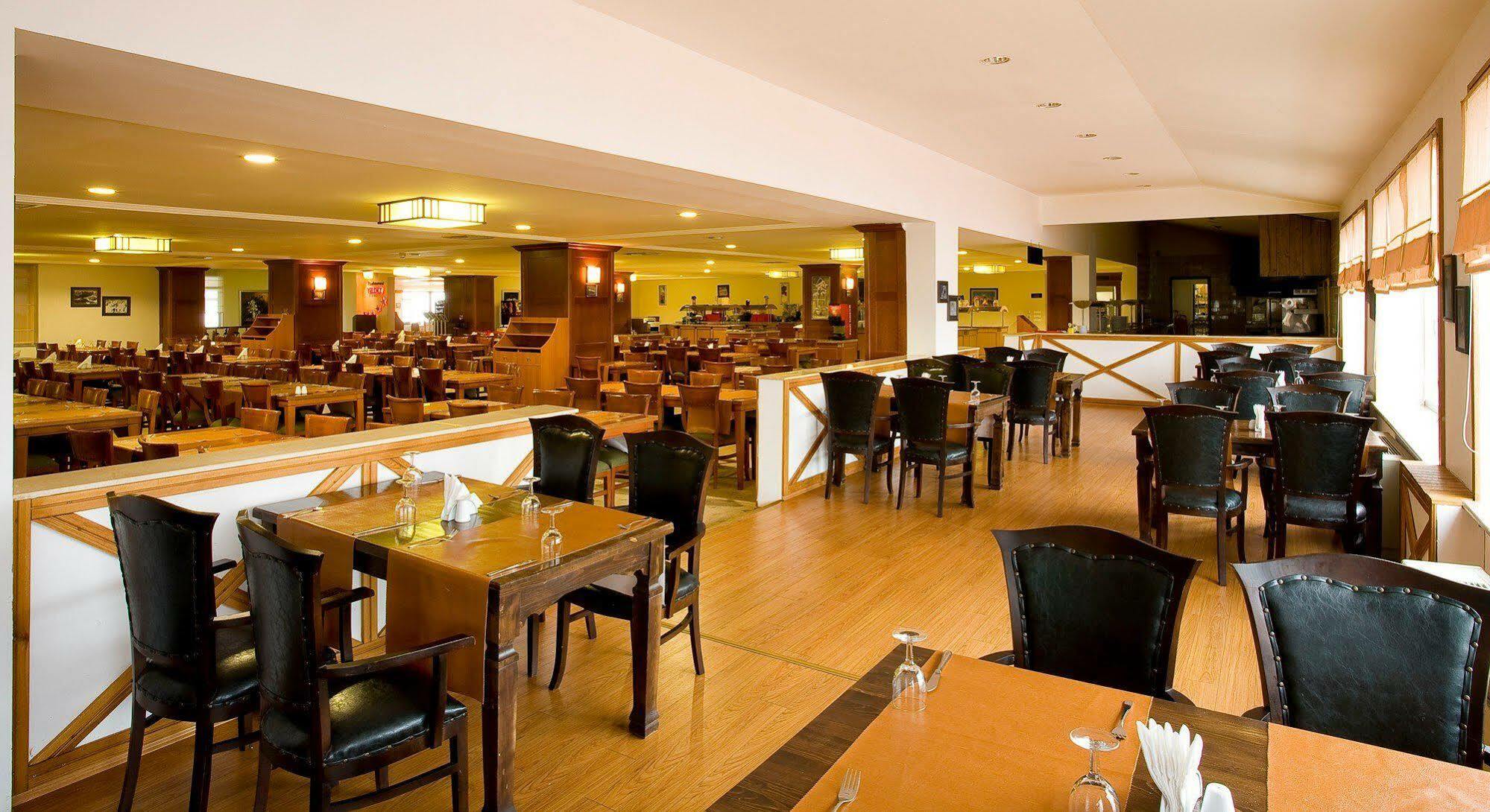 The Green Park Resort