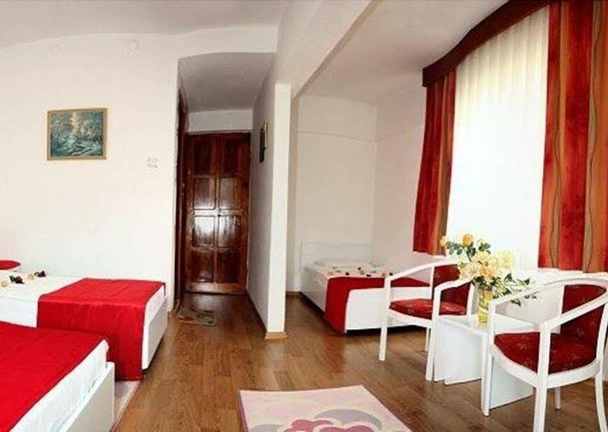 Hotel Saadet 3*