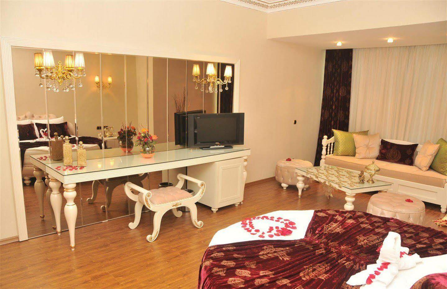 Guengoer Ottoman Palace Thermal & Congress 5*