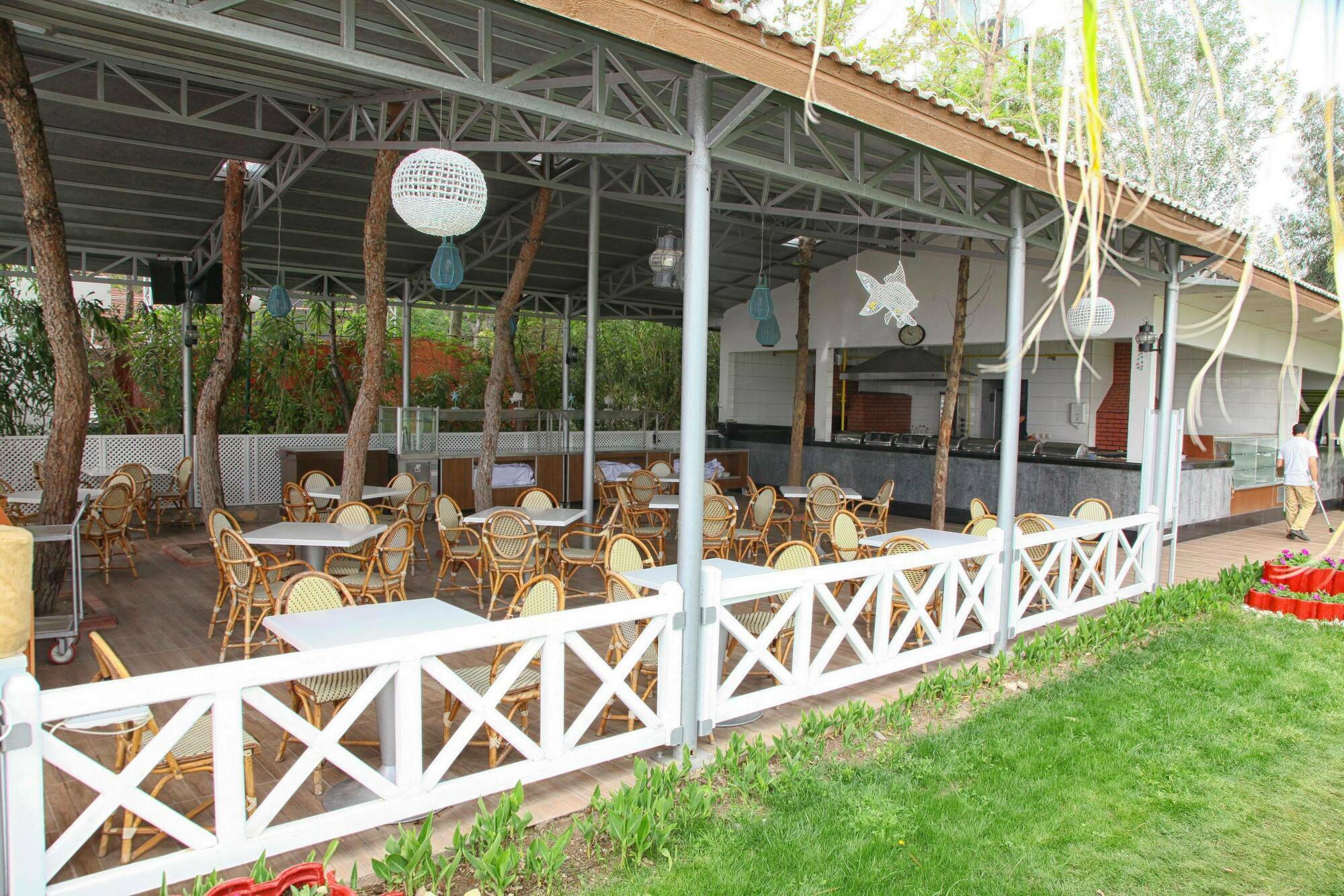 Resort Queen's Park Le Jardin
