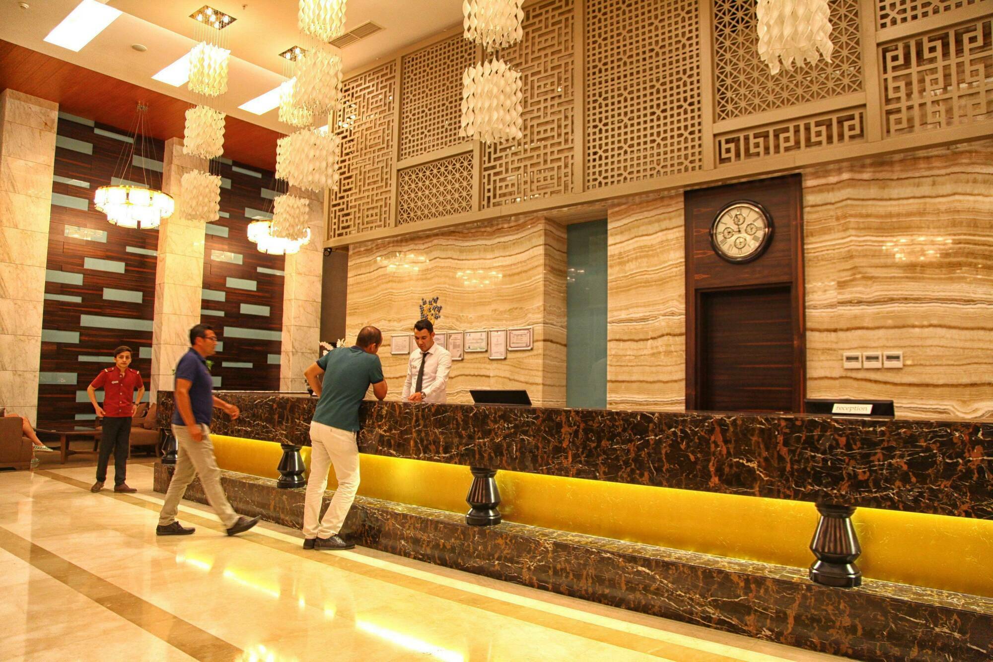 Queen's Park Le Jardin 5* Kemer