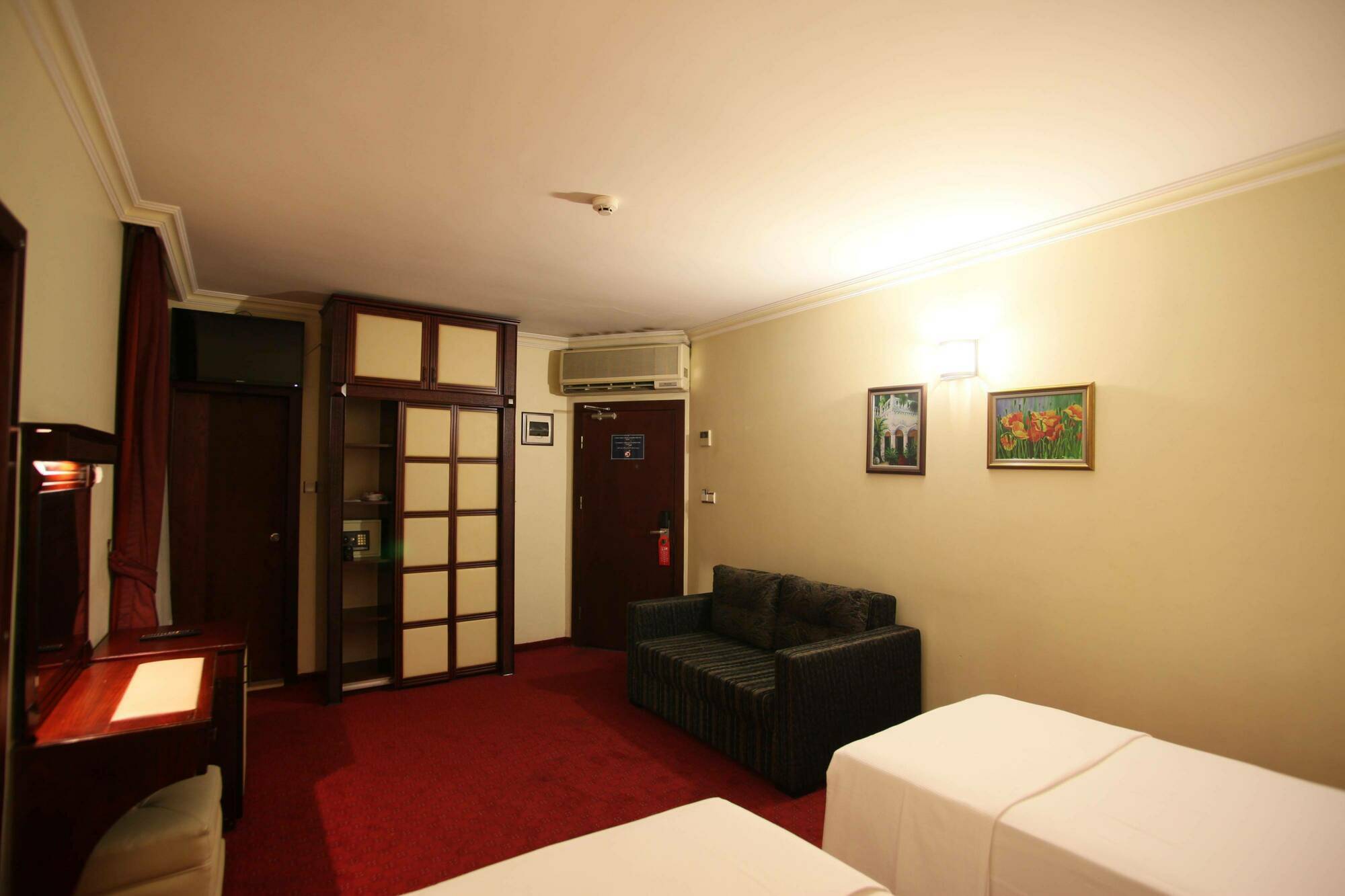 Hotel Funda 4*