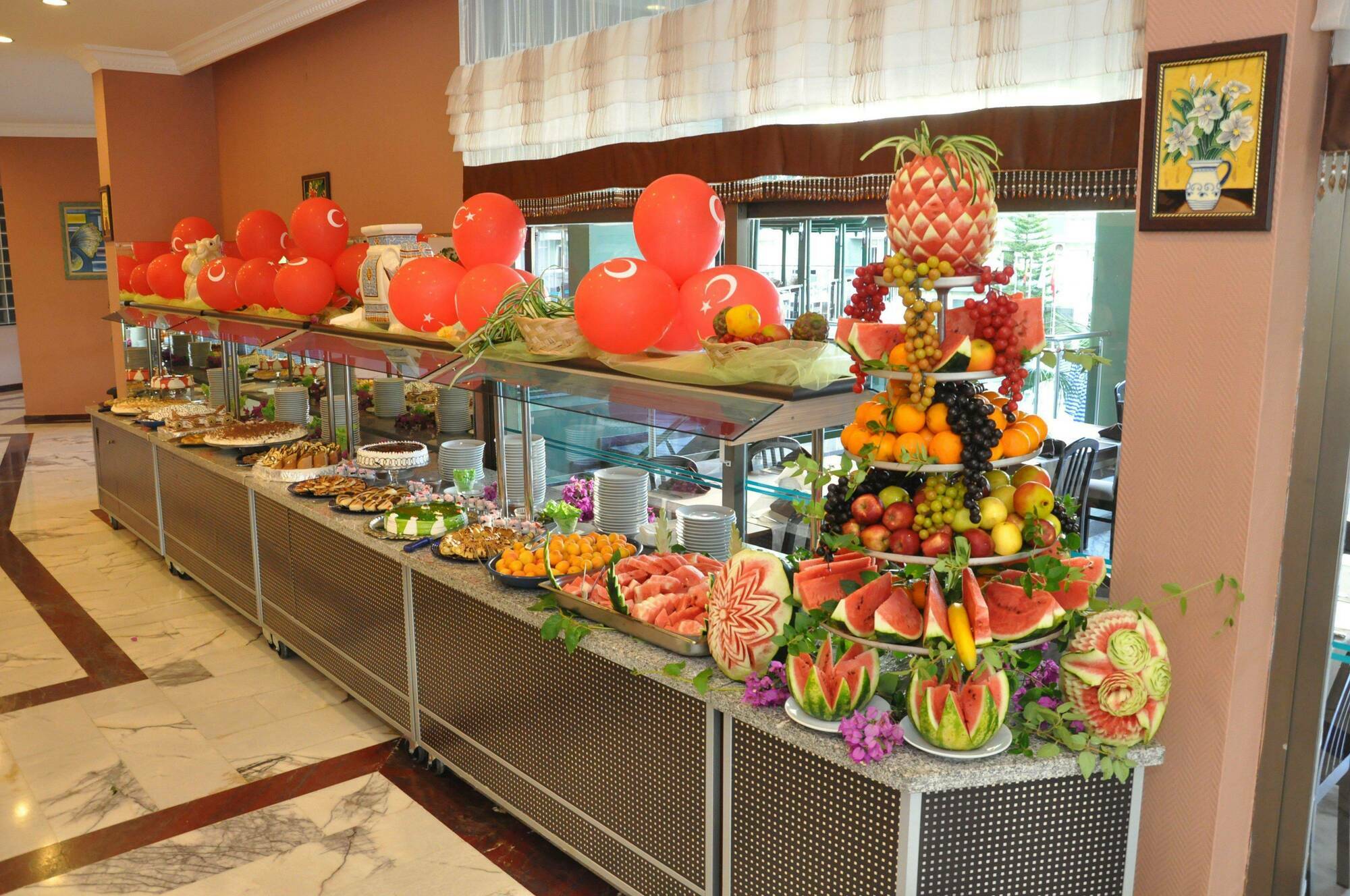 Ananas Hotel 4*