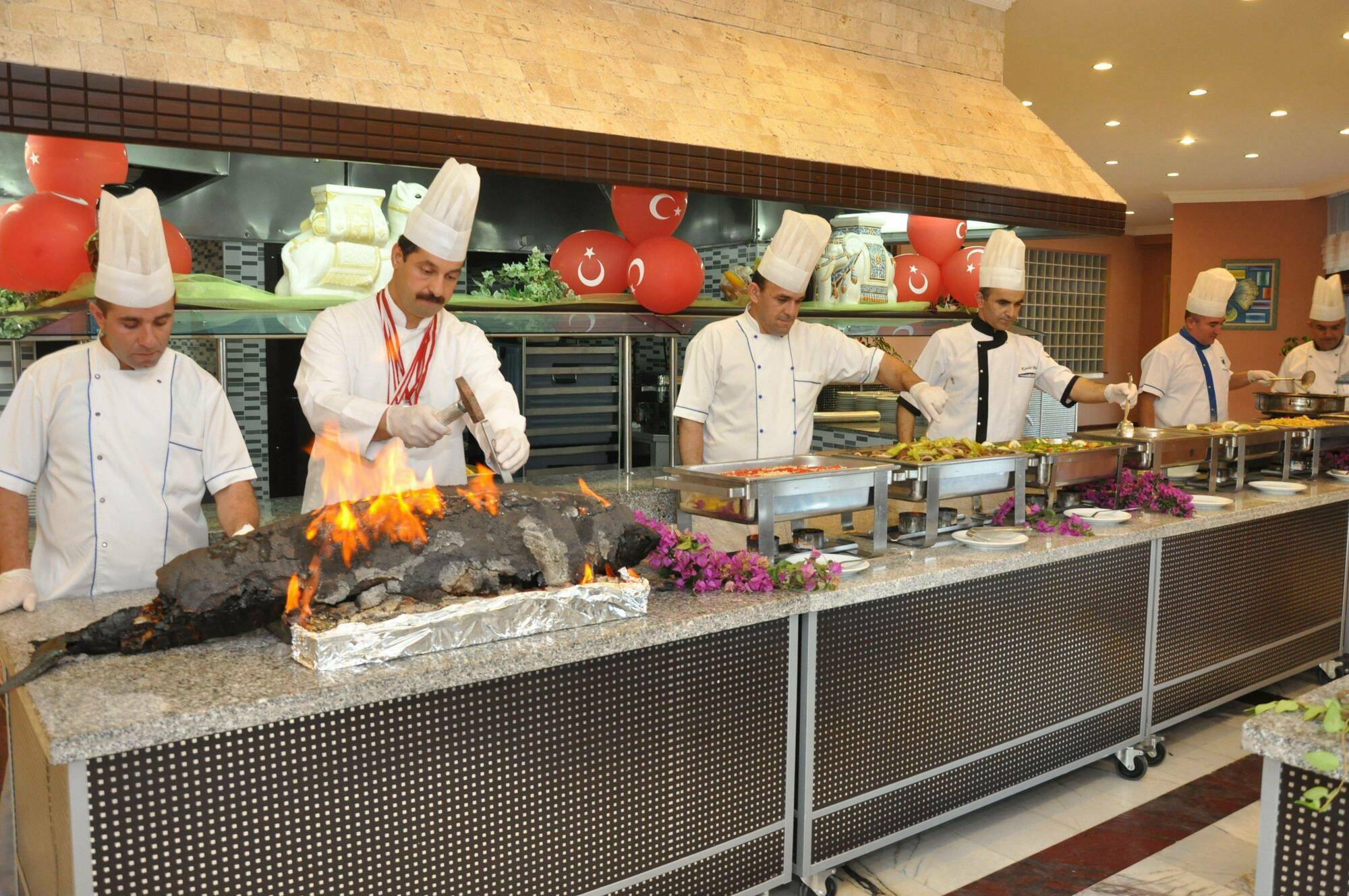 Ananas Hotel 4*