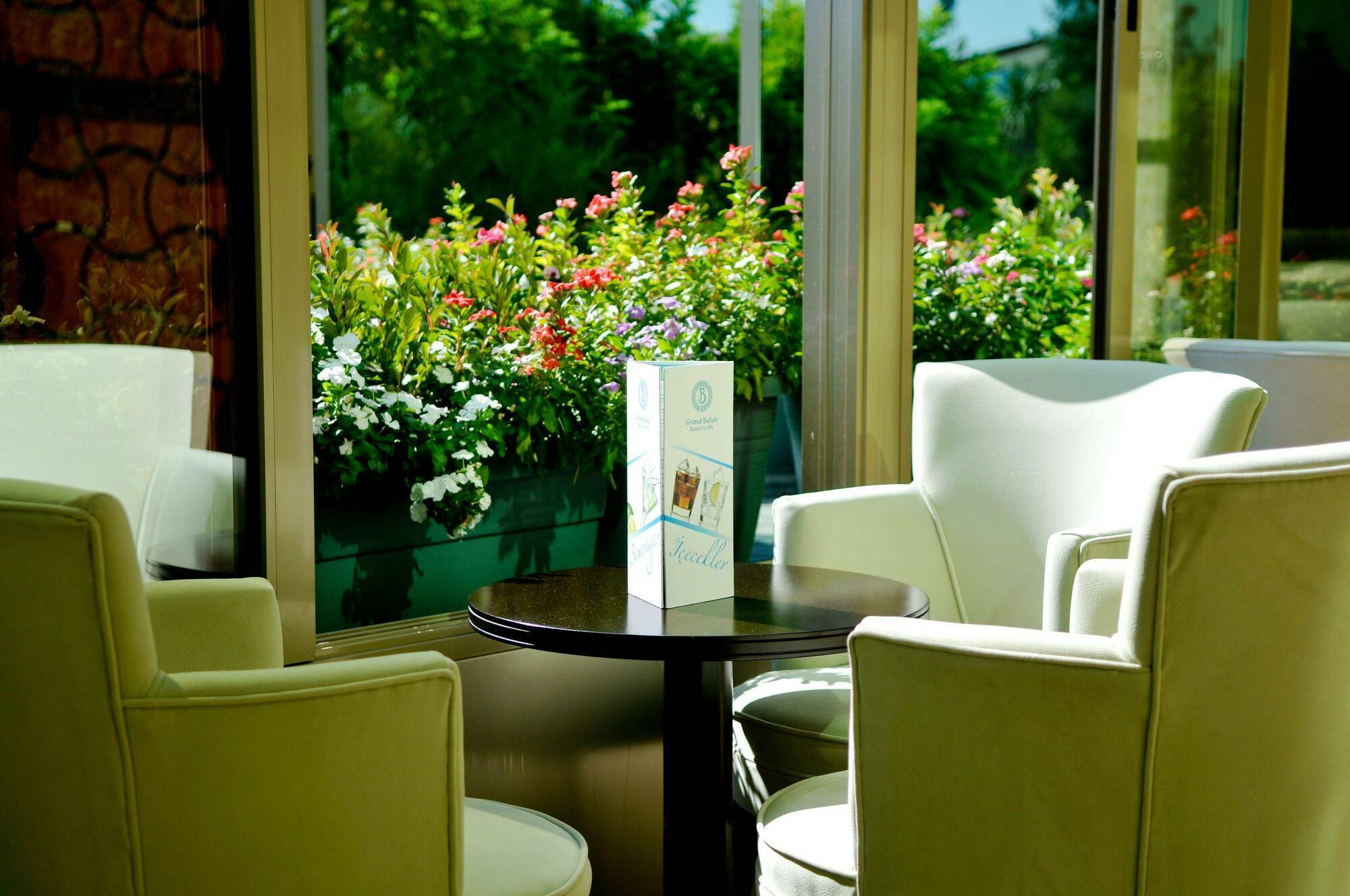 Hotel Grand Belish