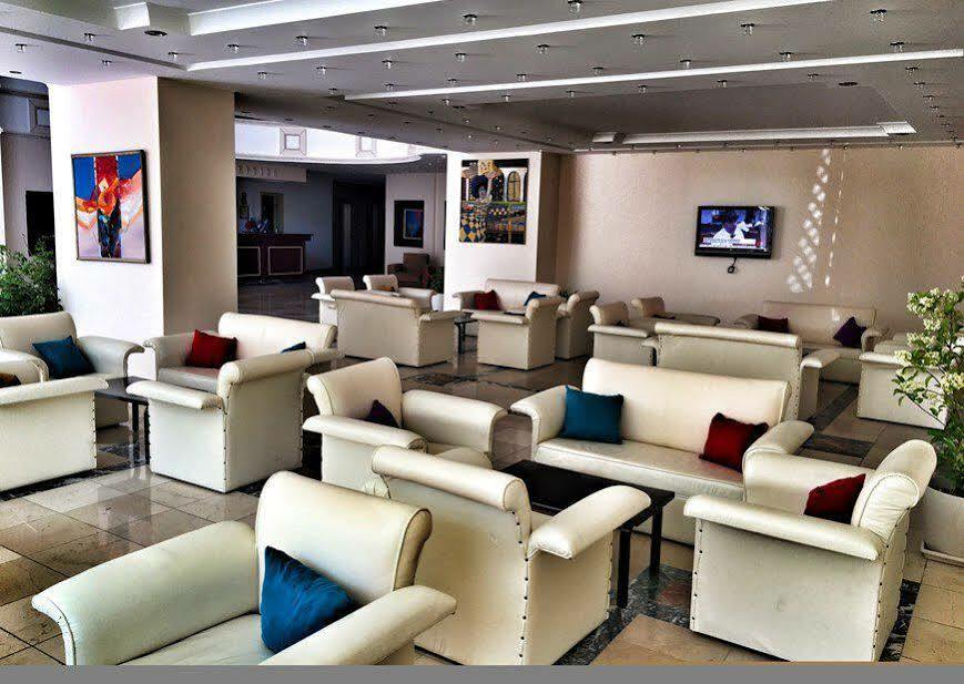 Calipso Beach Hotel