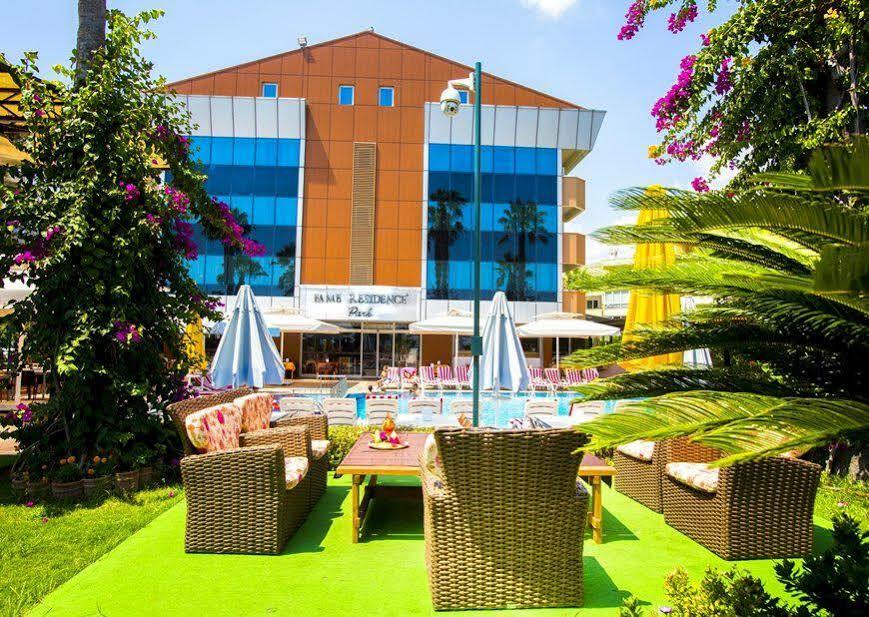 Fame Hotel 2*