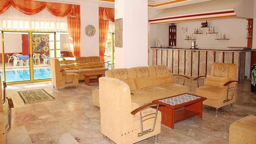 Klas Dom Hotel