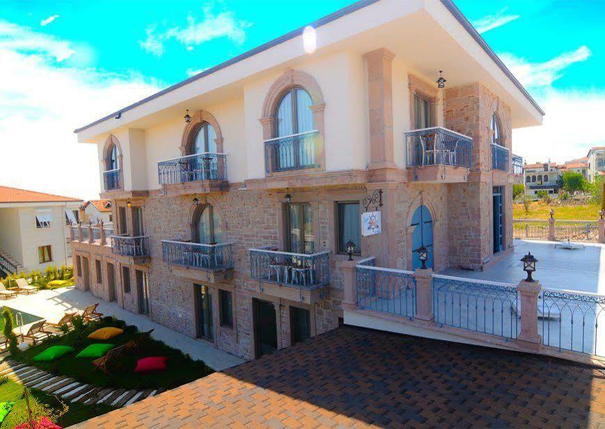 Cunda Rota 3*