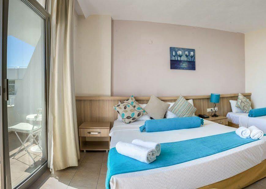 Ponz Hotel Kusadasi
