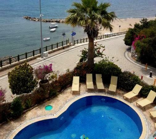 Maira Beach Hotel 4*