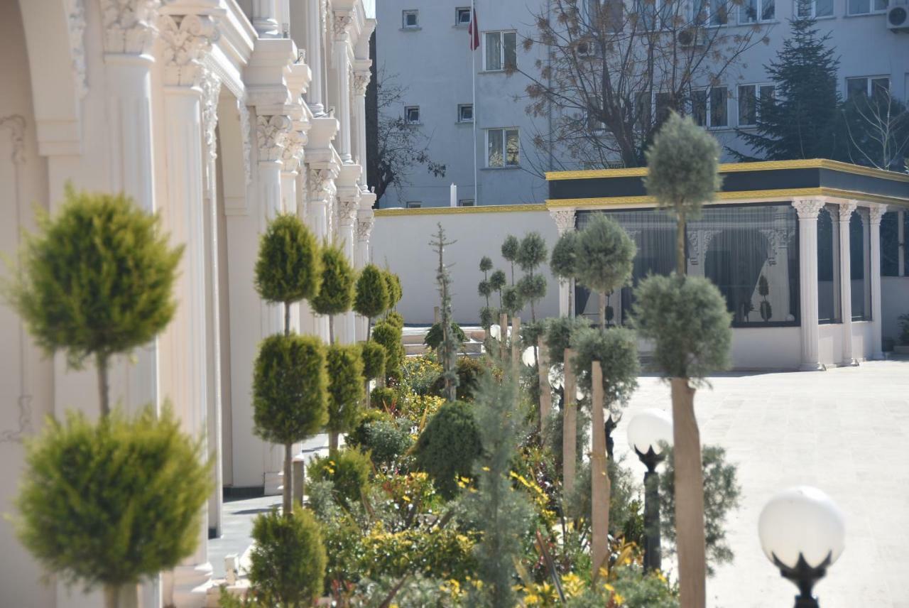 Hotel Grand Vuslat *