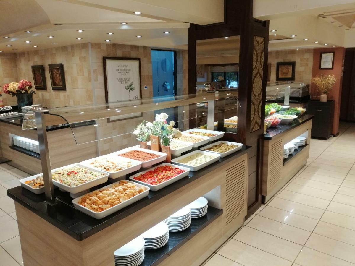 Hotel Iris & 4*