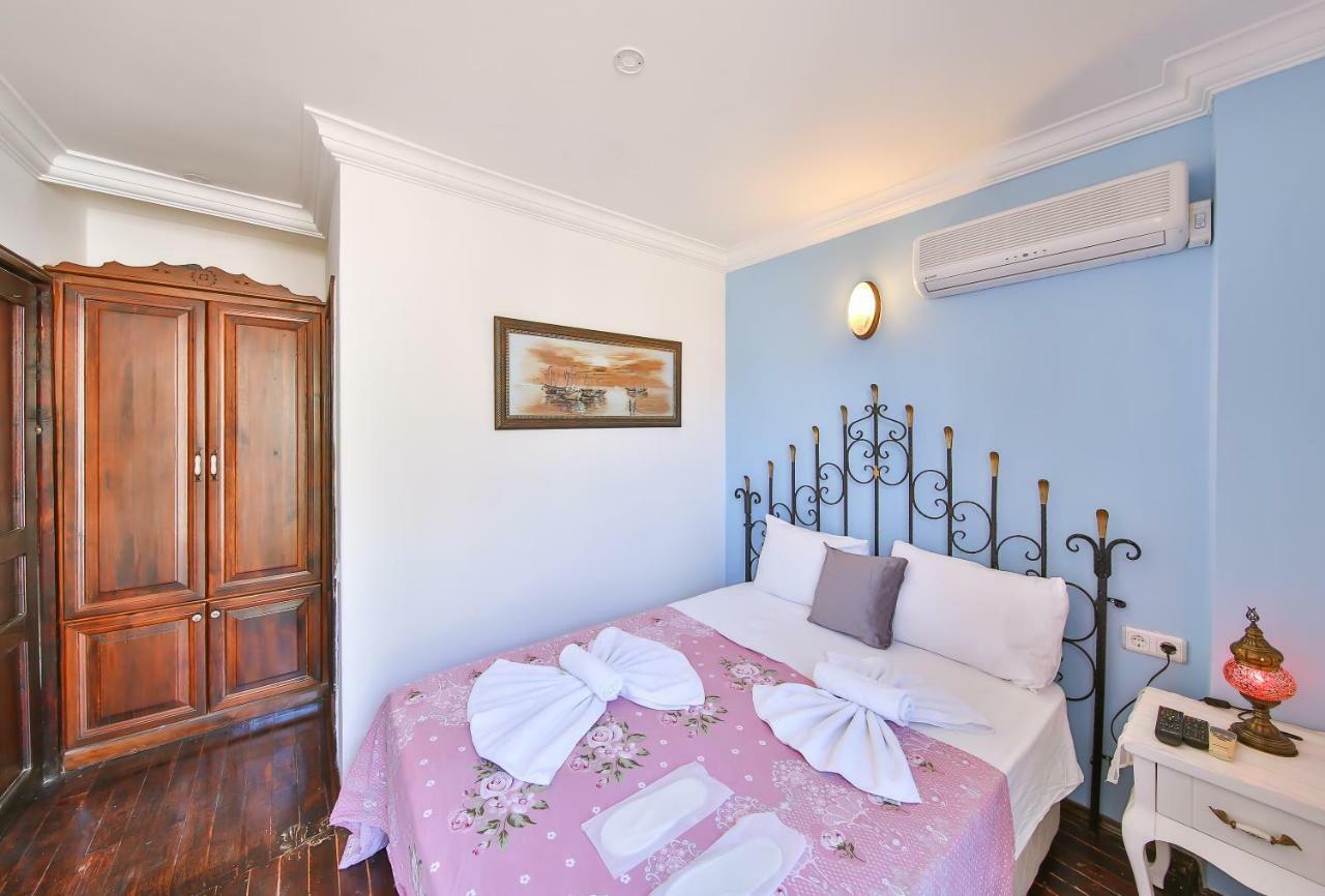 White House Guest house 2*