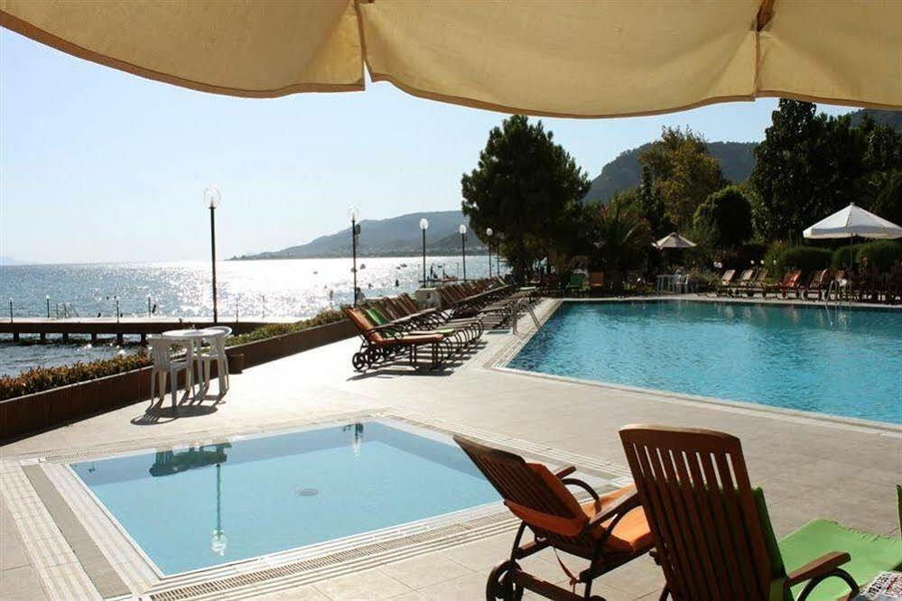 Hotel Rena 3*