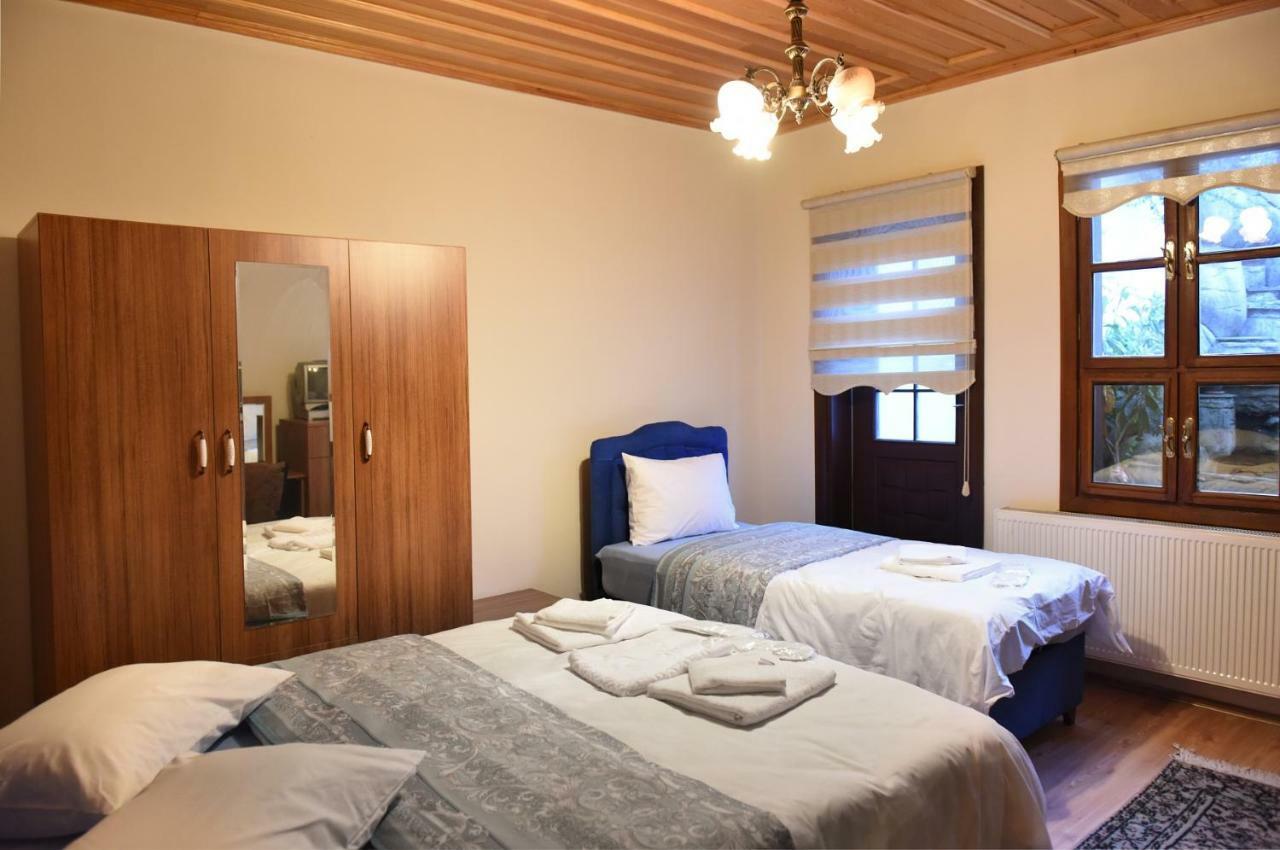 Oez Butik Antik Kent Myrleia Hotel 2*