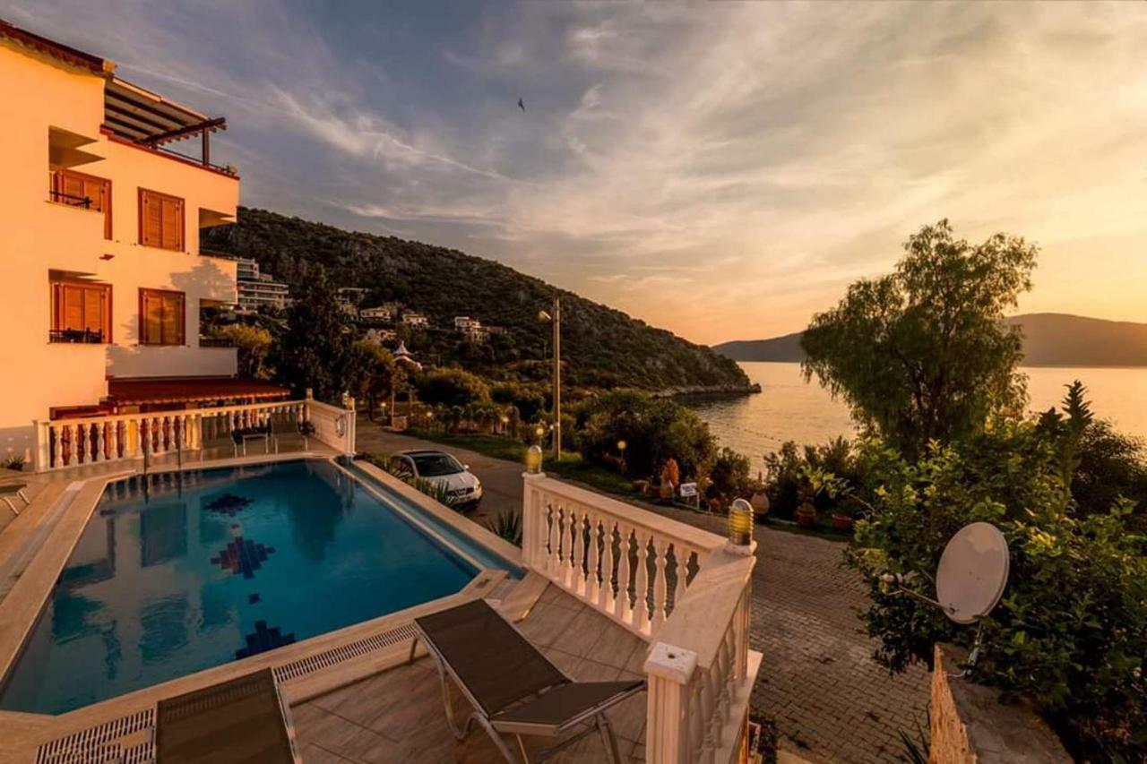 Kuluhana & Kalkan
