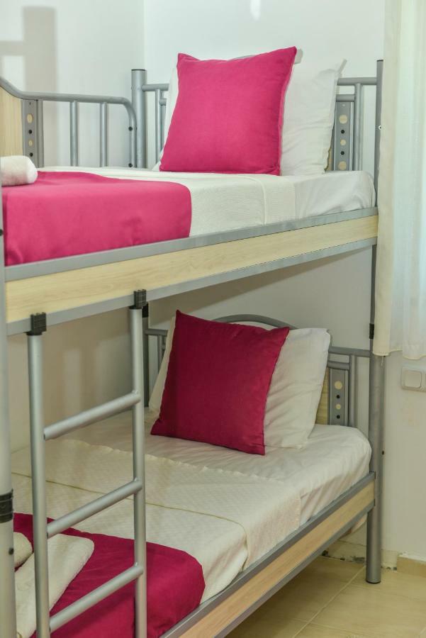 Saros Calis Beach Apartment *
