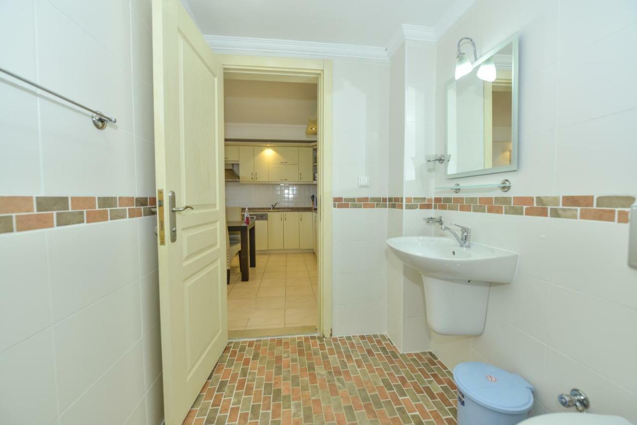 Saros Calis Beach Apartment